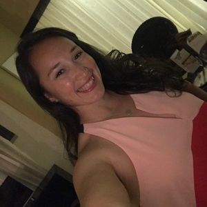 Meet your Posher, Andrea